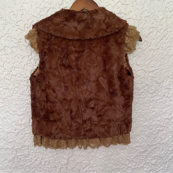 Faux Fur Vest One Size - Picture 5 of 6